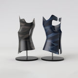 Motif créatif <span data-wg-notranslate>Carbon Fractal Black</span> réalisé par nos soins spécialement pour customiser et sublimer votre prothèse tibiale, prothèse fémorale, prothèse bras, manchon, ou votre orthèse, corset, corset siège, cruro-pédieuse, releveur, prepreg.