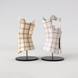 Motif créatif <span data-wg-notranslate>British Ecossais</span> réalisé par nos soins spécialement pour customiser et sublimer votre prothèse tibiale, prothèse fémorale, prothèse bras, manchon, ou votre orthèse, corset, corset siège, cruro-pédieuse, releveur, prepreg.