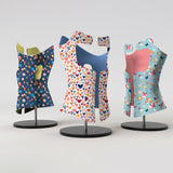 Motif créatif <span data-wg-notranslate>Coeur</span> réalisé par nos soins spécialement pour customiser et sublimer votre prothèse tibiale, prothèse fémorale, prothèse bras, manchon, ou votre orthèse, corset, corset siège, cruro-pédieuse, releveur, prepreg.