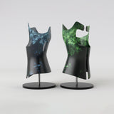 Motif <span data-wg-notranslate>Vegan Blue</span> placé, adaptable aux dimensions exactes de votre prothèse tibiale, prothèse fémorale, prothèse bras et manchon, ou votre orthèse, corset, corset siège, cruro-pédieuse, releveur, prepreg.