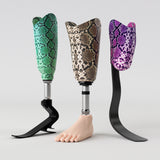Motif créatif <span data-wg-notranslate>Pyton</span> réalisé par nos soins spécialement pour customiser et sublimer votre prothèse tibiale, prothèse fémorale, prothèse bras, manchon, ou votre orthèse, corset, corset siège, cruro-pédieuse, releveur, prepreg.