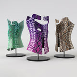 Motif créatif <span data-wg-notranslate>Goa Pyton</span> réalisé par nos soins spécialement pour customiser et sublimer votre prothèse tibiale, prothèse fémorale, prothèse bras, manchon, ou votre orthèse, corset, corset siège, cruro-pédieuse, releveur, prepreg.
