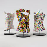 Motif créatif <span data-wg-notranslate>Little Strass</span> réalisé par nos soins spécialement pour customiser et sublimer votre prothèse tibiale, prothèse fémorale, prothèse bras, manchon, ou votre orthèse, corset, corset siège, cruro-pédieuse, releveur, prepreg.