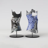 Motif créatif <span data-wg-notranslate>Raw</span> réalisé par nos soins spécialement pour customiser et sublimer votre prothèse tibiale, prothèse fémorale, prothèse bras, manchon, ou votre orthèse, corset, corset siège, cruro-pédieuse, releveur, prepreg.