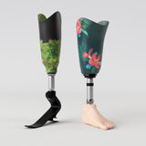 Motif créatif <span data-wg-notranslate>Flower</span> réalisé par nos soins spécialement pour customiser et sublimer votre prothèse tibiale, prothèse fémorale, prothèse bras, manchon, ou votre orthèse, corset, corset siège, cruro-pédieuse, releveur, prepreg.