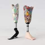 Motif <span data-wg-notranslate>Hero Family</span> réalisé spécialement pour votre enfant, adapté à la taille de sa prothèse ou son orthèse pédiatrique.