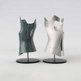 Motif créatif <span data-wg-notranslate>Lines</span> réalisé par nos soins spécialement pour customiser et sublimer votre prothèse tibiale, prothèse fémorale, prothèse bras, manchon, ou votre orthèse, corset, corset siège, cruro-pédieuse, releveur, prepreg.